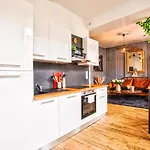 La Mome — Parking, Quartier Historique & Anime Appartement *